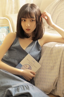 东脇由加美
